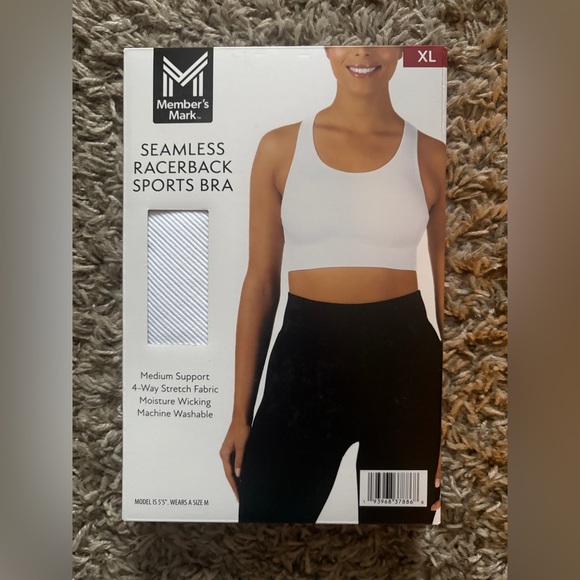 Member's Mark White Seamless Sports Bra - Picture 1 of 3